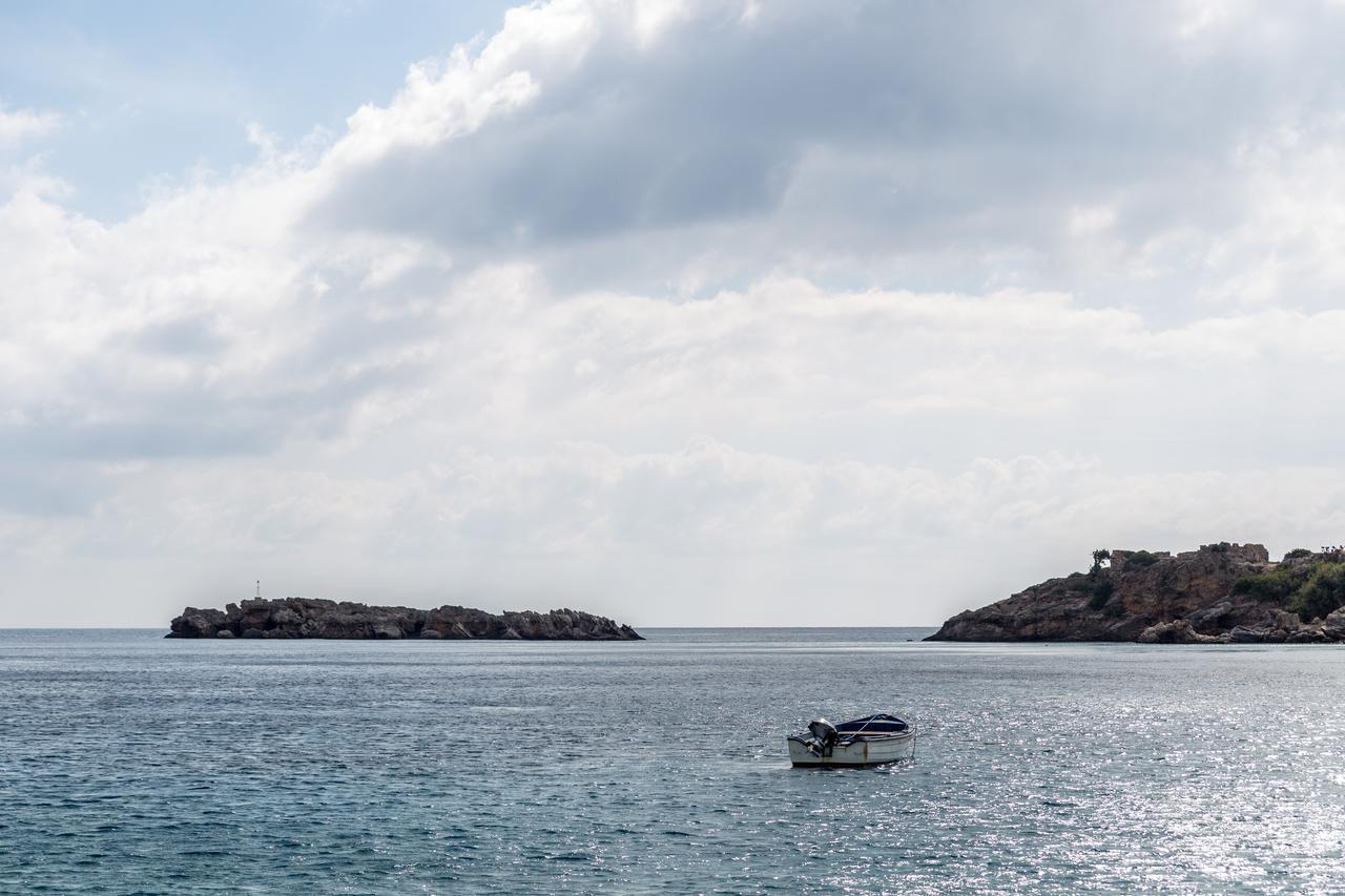 Daskalogiannis Hotel Loutro Buitenkant foto