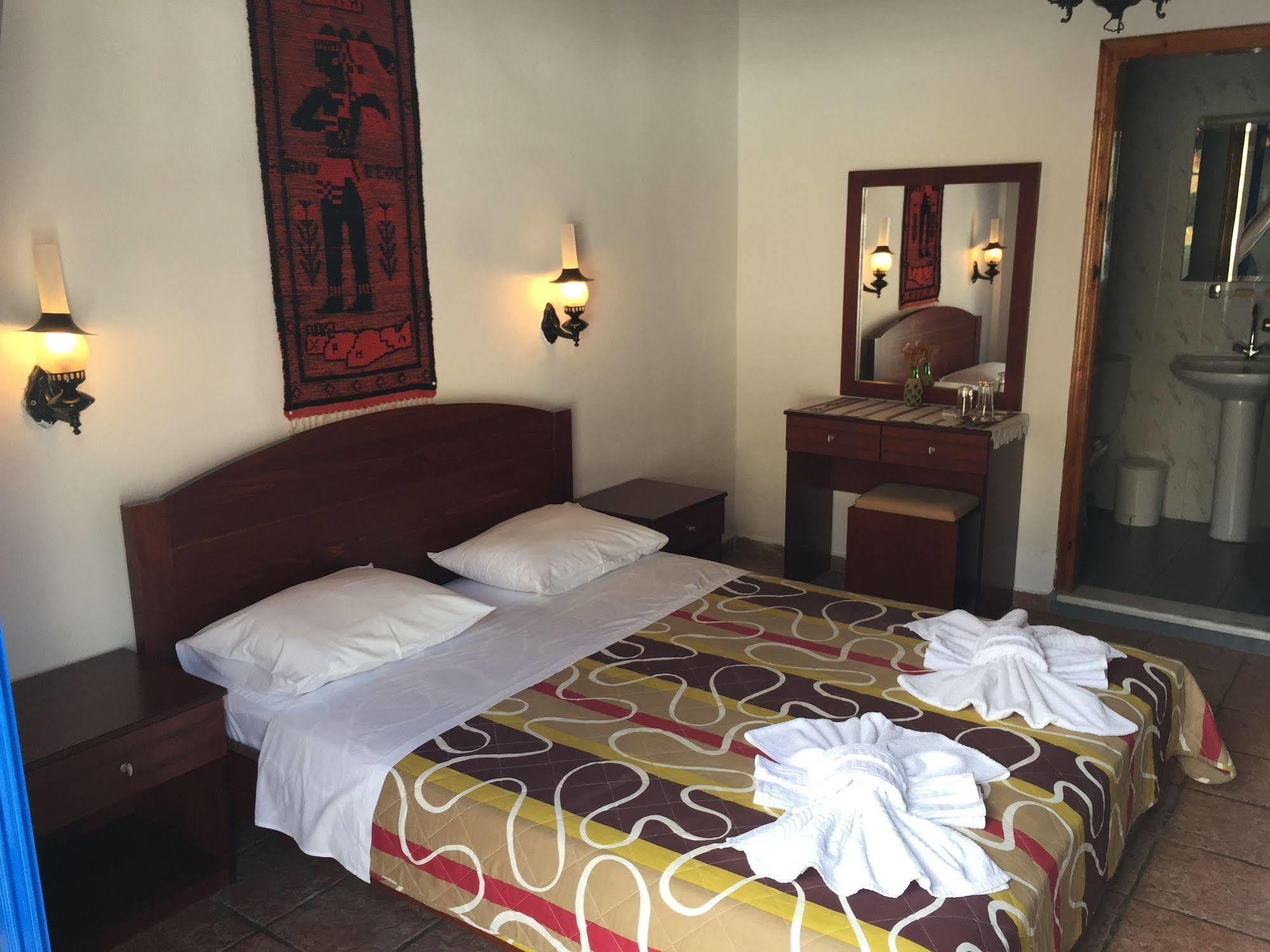 Daskalogiannis Hotel Loutro Buitenkant foto
