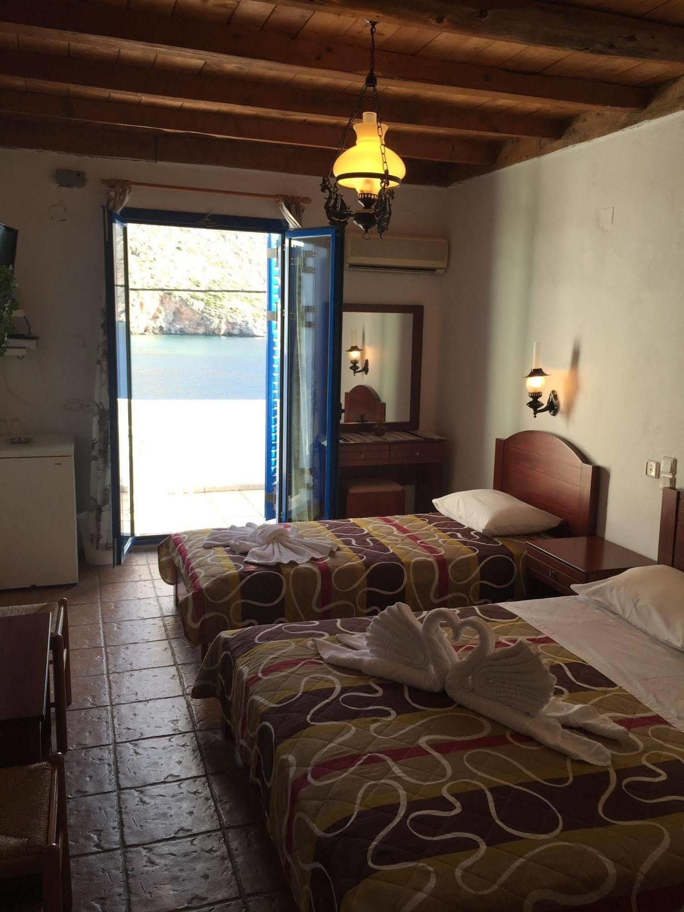 Daskalogiannis Hotel Loutro Buitenkant foto