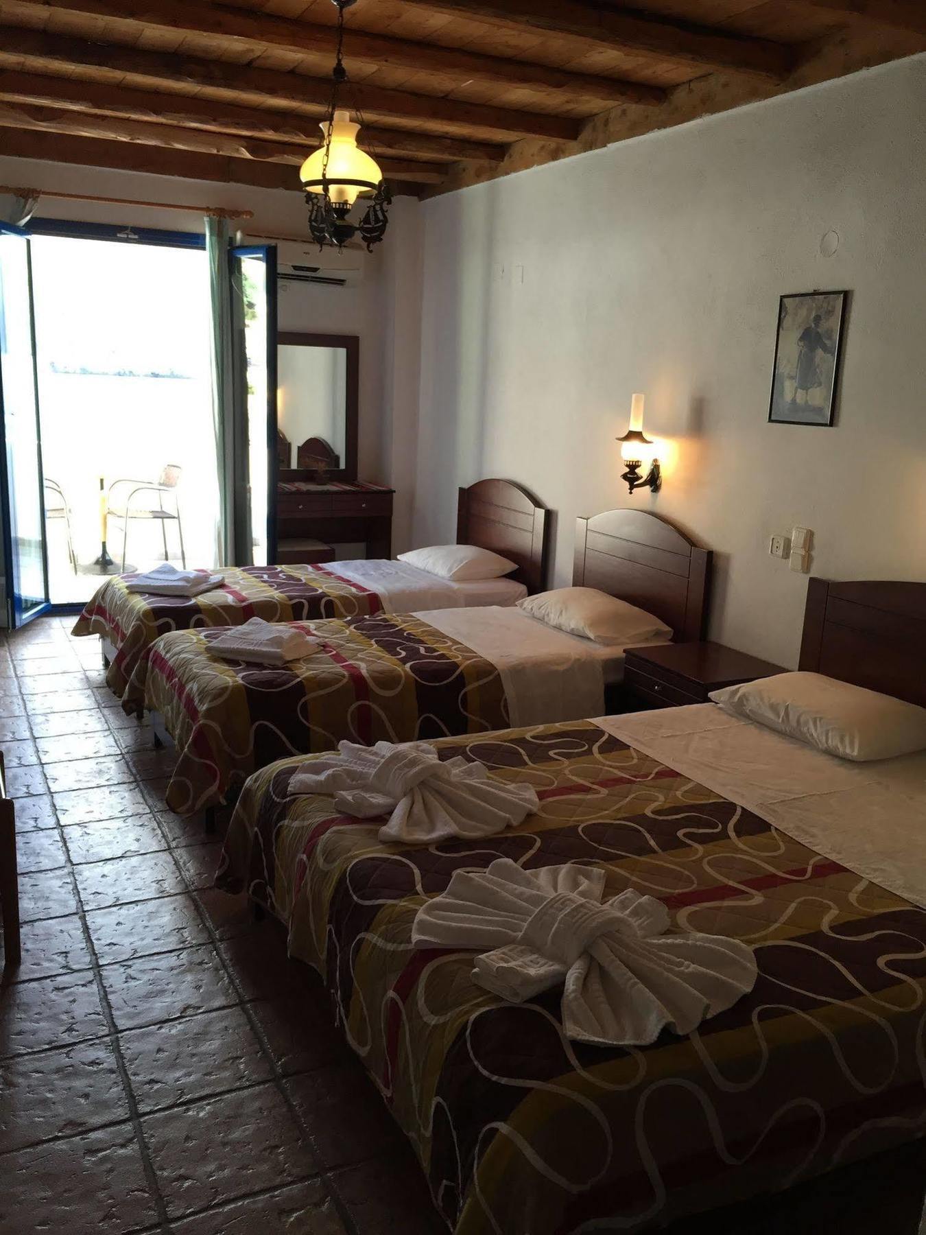 Daskalogiannis Hotel Loutro Buitenkant foto